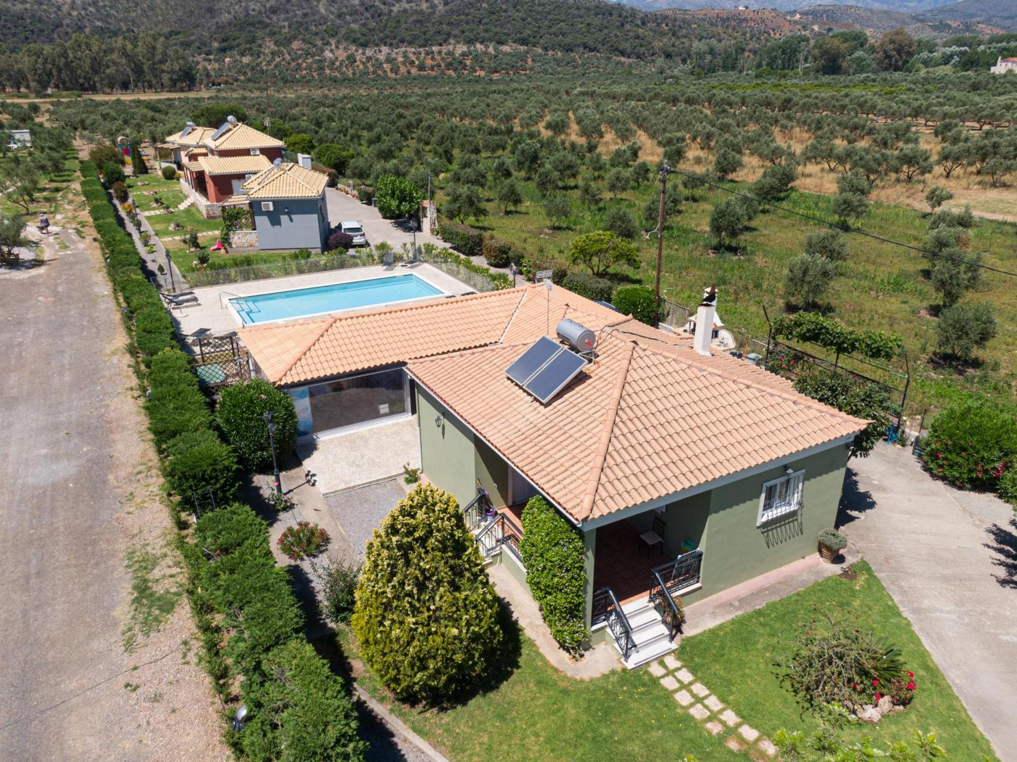 Spedion Villa - Near To Sea Villas With Heated Swimming Pool Gythio Buitenkant foto